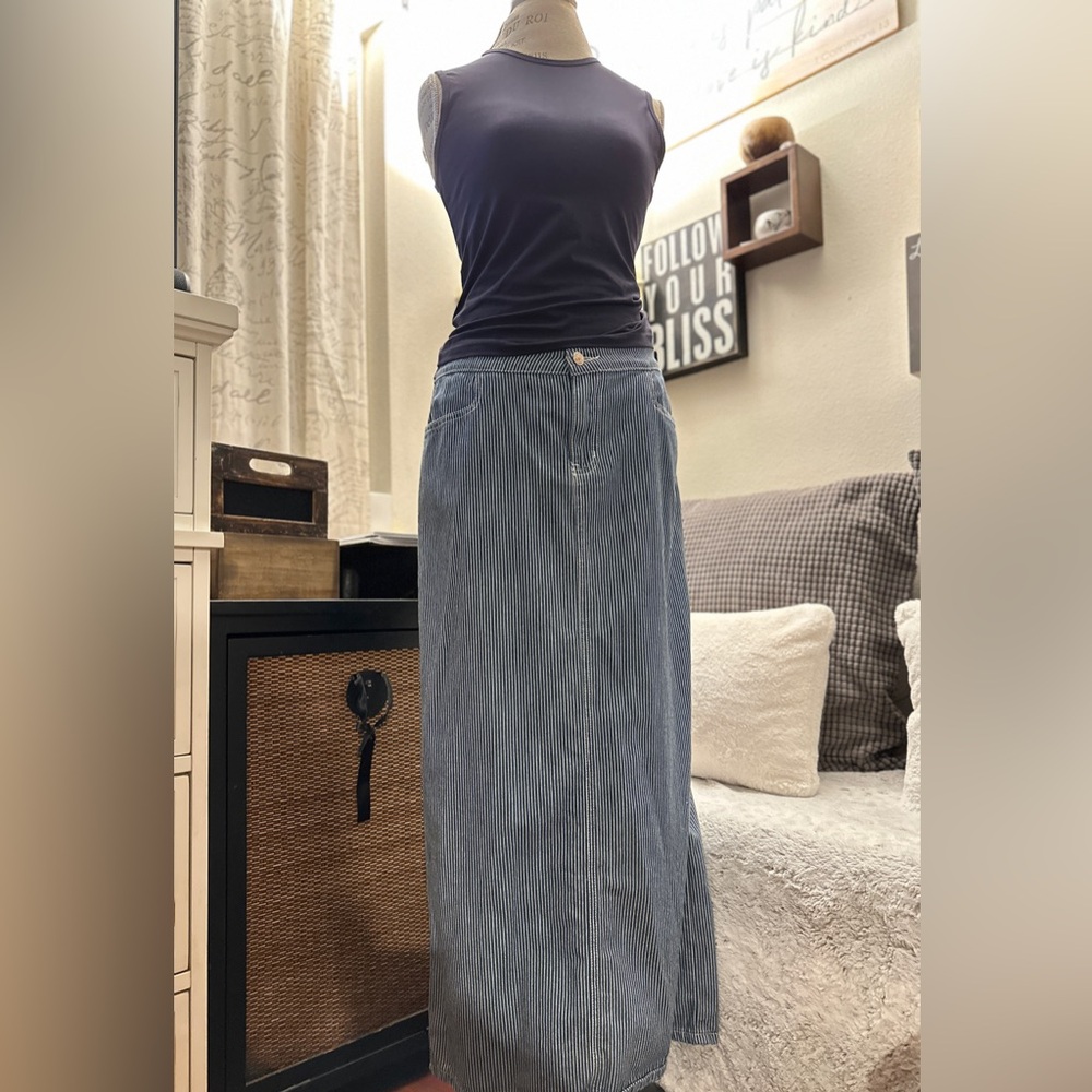 Edikted Blue Striped Maxi Skirt